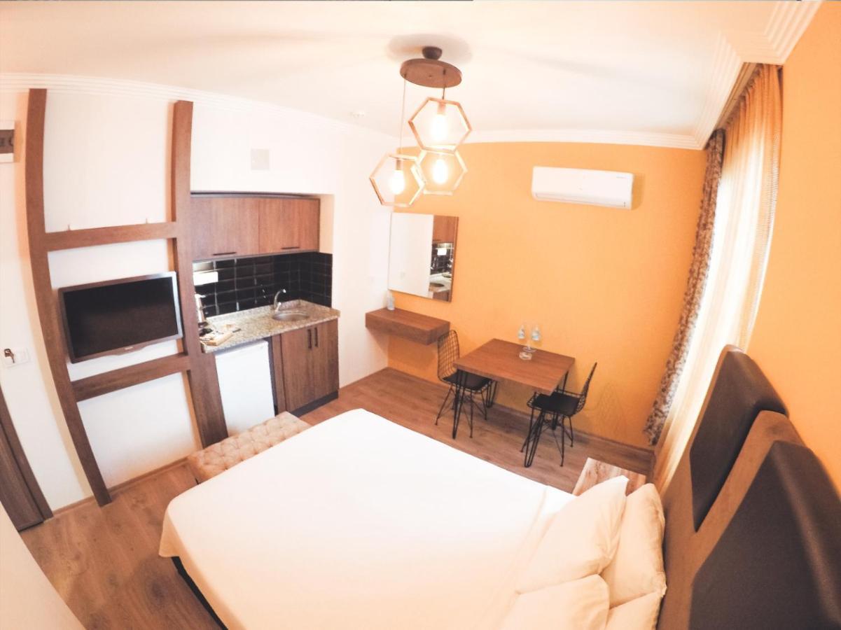 Betas Guesthouse Анталия Екстериор снимка